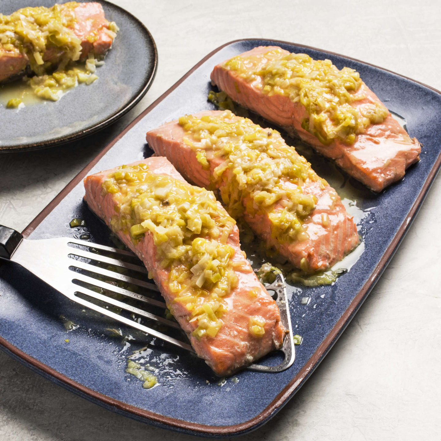 Food Column ATK Salmon with Leeks and White Wine
